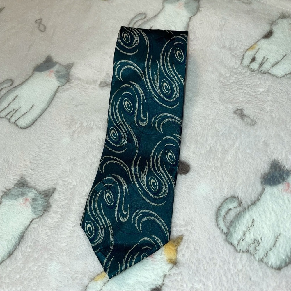 Erreuno Silk Tie
100% Silk Hand Made In Italy